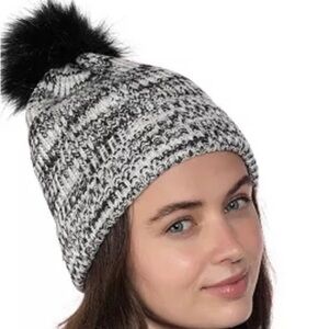 𝅺STYLE & Co. Black & Neutral Stocking Hat-NWT